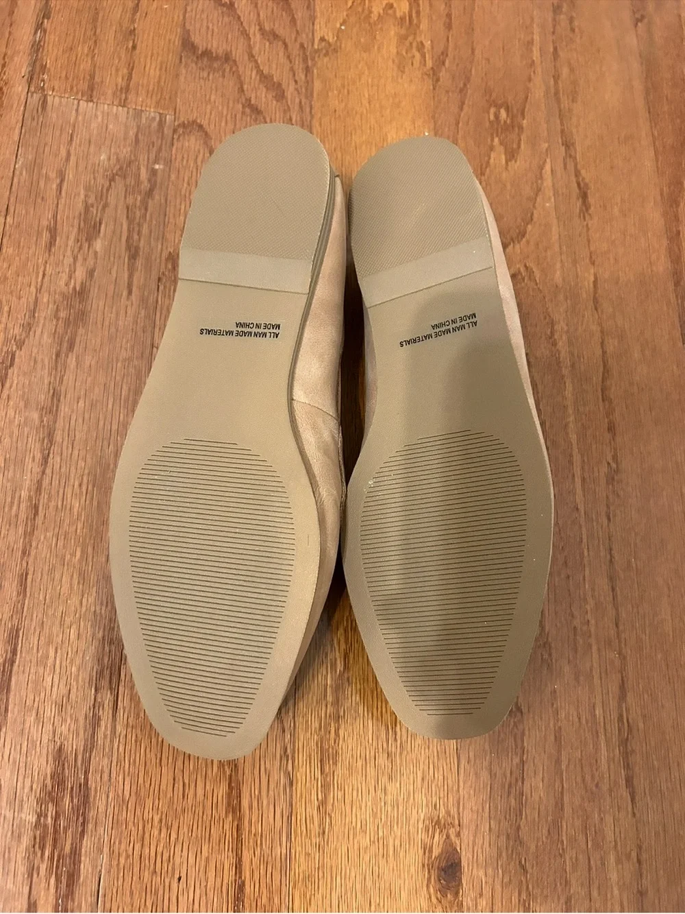 Dolce Vita Modern Tan Driving Loafers Women's Size 9 Bow Slip-On Minimalist